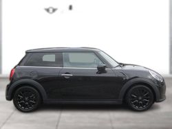 Metallic Gebraucht 2022 Mini ONE Classic Kleinwagen | 21.990 € (Etwas zu teuer)