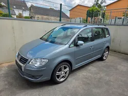 Grau Gebraucht 2008 VW Touran United Van / Kleinbus | 3.900 € (Guter Preis)