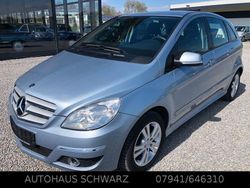 Horizontblau metallic Gebraucht 2008 Mercedes B170 Van / Kleinbus | 14.250 €