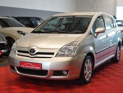 Silber Gebraucht 2004 Toyota Corolla Verso Sol Van / Kleinbus | 5.950 € (Fairer Preis)