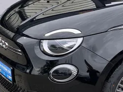 Schwarz Neu 2024 Fiat 500e Action Limousine | 25.490 € (Guter Preis)