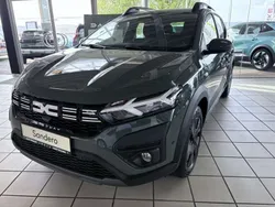Safarigrüngrau Neu 2025 Dacia Sandero Expression Kleinwagen | 19.270 € (Fairer Preis)