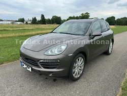Braun Gebraucht 2012 Porsche Cayenne S SUV | 12.800 €