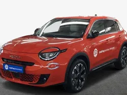 Orange Gebraucht 2024 Fiat 600E La Prima SUV | 28.928 € (Fairer Preis)