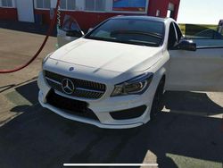 Weiß Gebraucht 2016 Mercedes CLA200 AMG line Coupé | 20.000 € (Teuer)