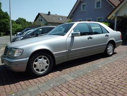 Silber Gebraucht 1996 Mercedes S280 Limousine | 21.400 €