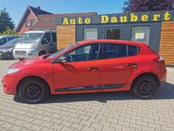 Rot Gebraucht 2011 Renault Mégane III Limousine | 5.000 € (Fairer Preis)