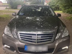 Gebraucht 2010 Mercedes E350 Kombi | 9.500 €