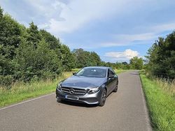 Grau Gebraucht 2018 Mercedes E200 Avantgarde Limousine | 22.990 € (Guter Preis)