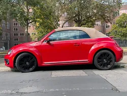 Rot Gebraucht 2013 VW Beetle S Cabrio | 9.800 €