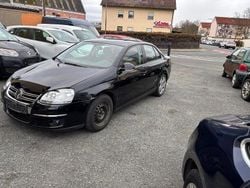 Schwarz Gebraucht 2010 VW Jetta Freestyle Limousine | 1.999 € (Superpreis)