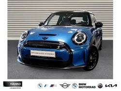 Island blue metallic Gebraucht 2023 Mini Cooper SE Kleinwagen | 21.777 € (Fairer Preis)