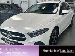 Weiß Gebraucht 2024 Mercedes A180 Progressive Limousine | 27.390 € (Guter Preis)