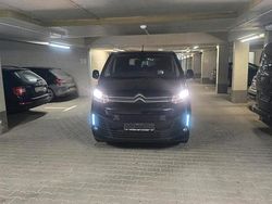 Schwarz Gebraucht 2018 Citroën Spacetourer Van / Kleinbus | 14.950 € (Fairer Preis)