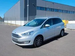 Grau Gebraucht 2019 Ford C-MAX Titanium Van / Kleinbus | 16.100 € (Teuer)