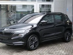 Black magic perleffekt Neu 2025 Skoda Karoq SportLine SUV | 36.490 € (Fairer Preis)
