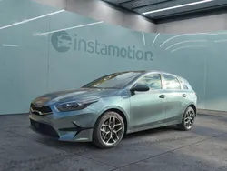 Grau Gebraucht 2025 Kia Ceed Spirit Kleinwagen | 30.649 € (Superpreis)