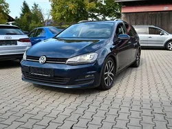 Blau Gebraucht 2014 VW Golf VII Highline Kombi | 11.999 € (Etwas zu teuer)