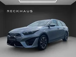 Silber Gebraucht 2024 Kia Ceed Sportswagon Spirit Kombi | 24.950 € (Guter Preis)