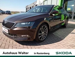 Braun Gebraucht 2015 Skoda Superb LAURIN & KLEMENT Limousine | 19.500 € (Fairer Preis)