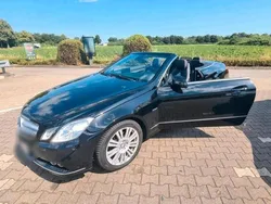 Schwarz Gebraucht 2011 Mercedes E200 Cabrio | 16.990 € (Fairer Preis)