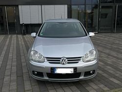 Grau Gebraucht 2005 VW Golf V Limousine | 3.900 € (Fairer Preis)