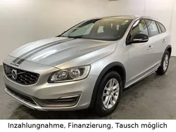 Silber Gebraucht 2016 Volvo V60 CC Kinetic Kombi | 15.800 € (Guter Preis)