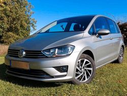 Grau Gebraucht 2017 VW Golf Sportsvan Van / Kleinbus | 11.900 € (Fairer Preis)