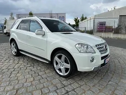 Weiß Gebraucht 2009 Mercedes ML420 AMG SUV | 14.990 €