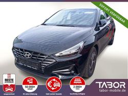 Schwarz Gebraucht 2020 Hyundai i30 Intro Edition Limousine | 14.288 € (Teuer)
