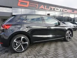 Mitternachtsschwarz Neu 2025 Seat Ibiza FR Limousine | 24.990 € (Fairer Preis)