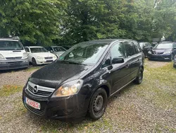 Schwarz Gebraucht 2011 Opel Zafira Design Edition Van / Kleinbus | 2.999 € (Superpreis)