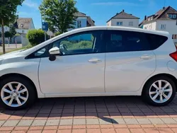 Weiß Gebraucht 2016 Nissan Note Acenta+ Van / Kleinbus | 8.000 € (Fairer Preis)