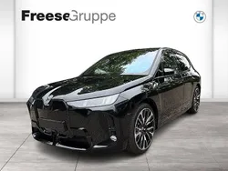 Schwarz Neu 2025 BMW iX M Sport SUV | 87.990 € (Etwas zu teuer)