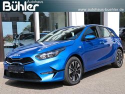 Blue flame metallic Neu 2025 Kia Ceed Vision Kleinwagen | 22.750 € (Fairer Preis)