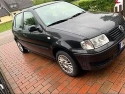 Schwarz Gebraucht 2001 VW Polo Basis Limousine | 800 € (Guter Preis)