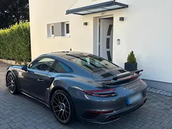 Grau Gebraucht 2017 Porsche 911 Turbo S Coupé | 149.911 €