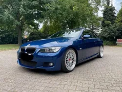 Blau Gebraucht 2008 BMW 330 Cabriolet Cabrio | 15.999 € (Teuer)