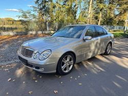 Silber Gebraucht 2002 Mercedes E220 Elegance Limousine | 3.400 € (Guter Preis)