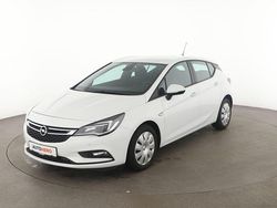 Weiß Gebraucht 2015 Opel Astra Edition Limousine | 10.750 € (Etwas zu teuer)