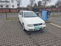 Weiß Gebraucht 2000 VW Polo Kombi | 850 € (Fairer Preis)