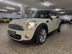 Weiß Gebraucht 2013 Mini Cooper Coupé Coupé | 3.998 € (Superpreis)