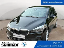 Uni schwarz Gebraucht 2021 BMW 225 Active Tourer Performance Van / Kleinbus | 31.190 €