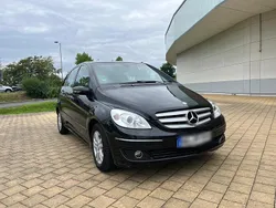 Schwarz Gebraucht 2008 Mercedes B150 Van / Kleinbus | 2.500 € (Guter Preis)