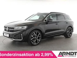 Grenadillschwarz Gebraucht 2024 VW Touareg R-line SUV | 65.884 € (Guter Preis)