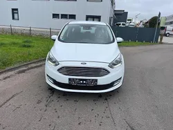 Weiß Gebraucht 2017 Ford C-MAX Titanium Van / Kleinbus | 12.900 € (Guter Preis)