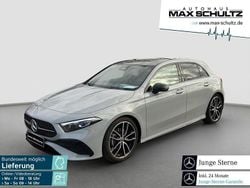 Grau Gebraucht 2025 Mercedes A200 AMG line Limousine | 36.900 € (Teuer)