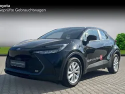 Schwarz metallic Neu 2024 Toyota C-HR Business Edition SUV | 27.990 € (Guter Preis)