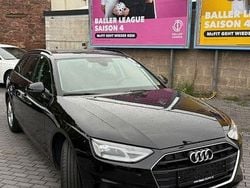 Schwarz Gebraucht 2023 Audi A4 Basis Kombi | 21.900 € (Fairer Preis)
