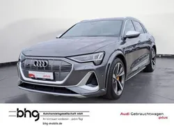 Daytonagrau perleffekt Gebraucht 2022 Audi e-tron Ambiente SUV | 45.960 € (Superpreis)